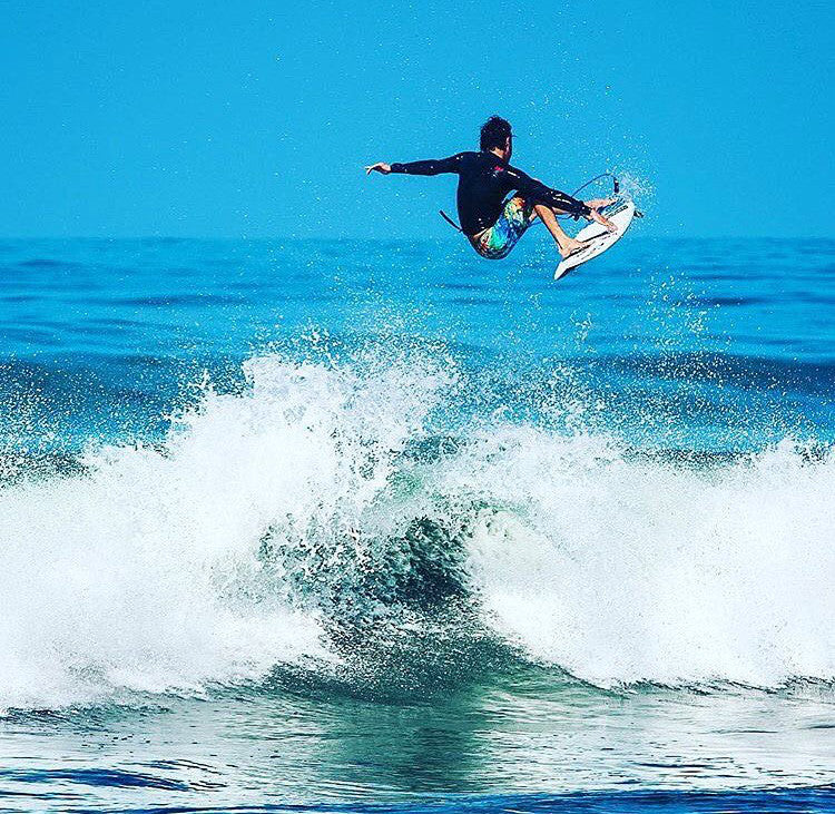 Timmy Curran flying high into the weekend.